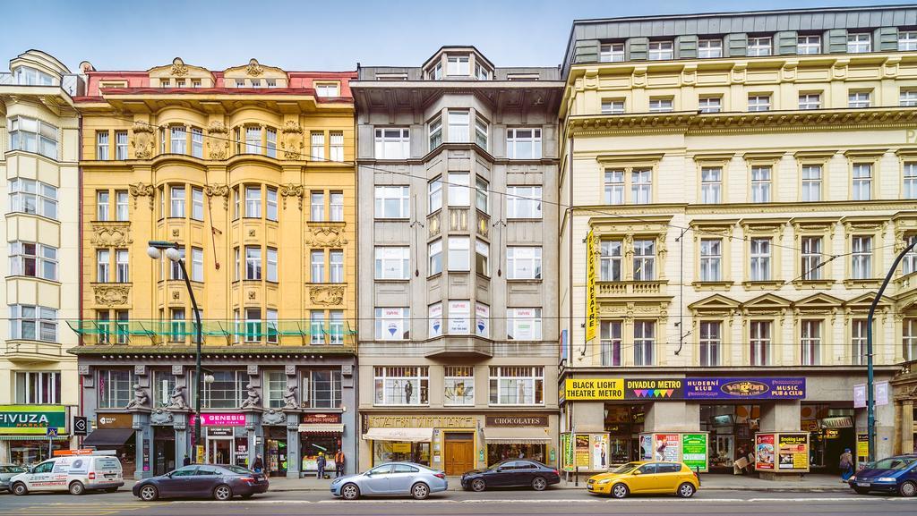 Ferienwohnung A/C + Terrace Breakfast At Tiffany'S Prag Exterior foto